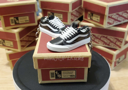 Mini 3D Vanz Old Skool Low Sneaker Keychain